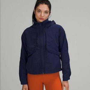 Gorgeous NWT Lululemon Always Effortless Jacket in Night Sea in a Size 2